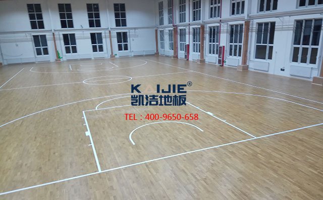 專業(yè)體育館木地板安裝，需要把這些事做好——?jiǎng)P潔地板