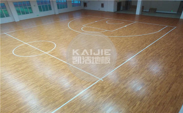 山東菏澤小學(xué)體育館運(yùn)動木地板項目圖片