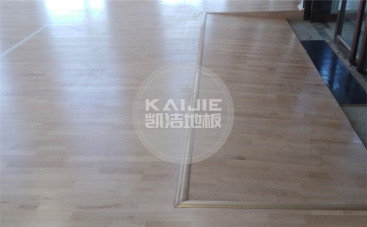 中國空中交通管制綜合訓(xùn)練場(chǎng)籃球館木地板案例