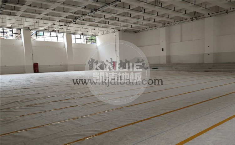 四川綿陽實驗中學(xué)體育館木地板項目-凱潔體育木地板廠家