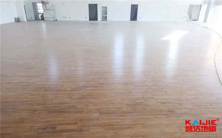 羽毛球館木地板廠家哪家好——羽毛球木地板