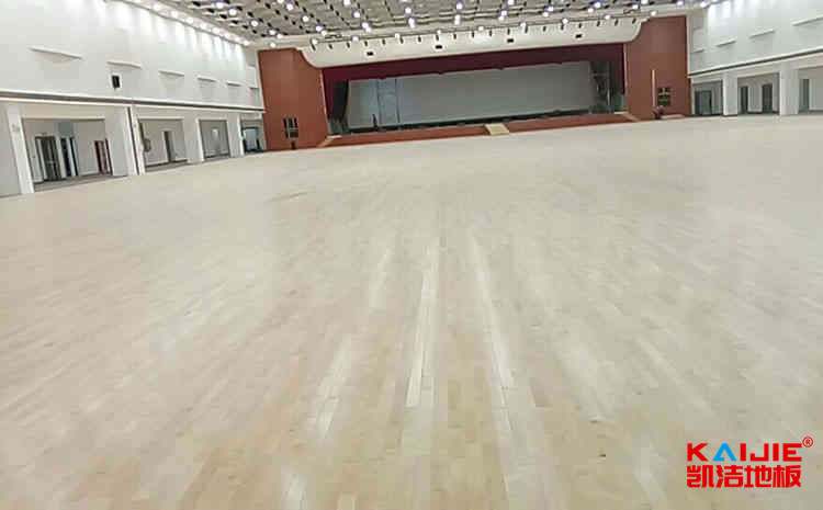 室內(nèi)體育地板一般多少錢