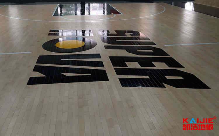 籃球場(chǎng)專(zhuān)用木地板有什么特點(diǎn)——籃球木地板